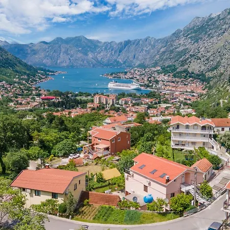 Apartment Petar 1 Kotor Exterior photo